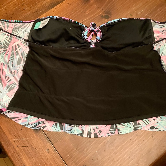 ‼️SOLD‼️CATALINA HALTER TROPICAL TANKINI - Picture 7 of 8